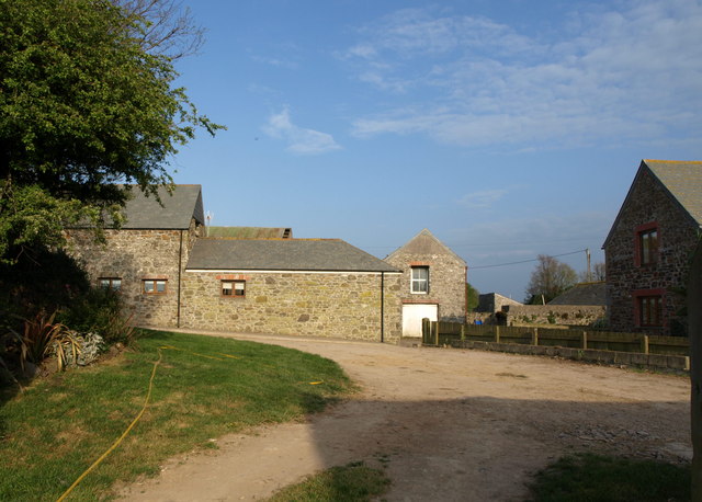 Tolraggott Farm © Derek Harper :: Geograph Britain and Ireland