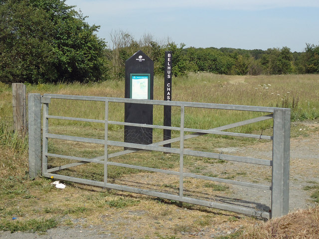 Entrance to Belhus Chase