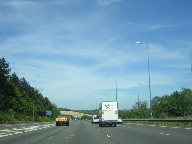 M25 curves towards Ashstead Hill