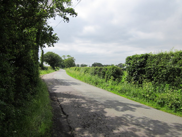 Country lane near Dunham Heath