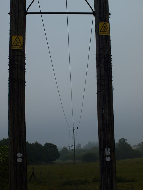 Power lines near Clophill