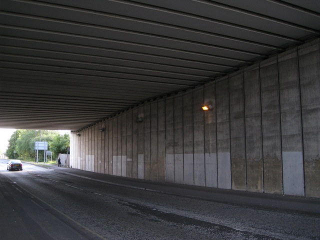 Wide Lane below M27