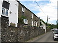 Cottages in Gwalod-y-Garth