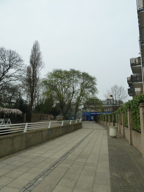 Putney Bridge to Parsons Green and back via Hurlingham (178)