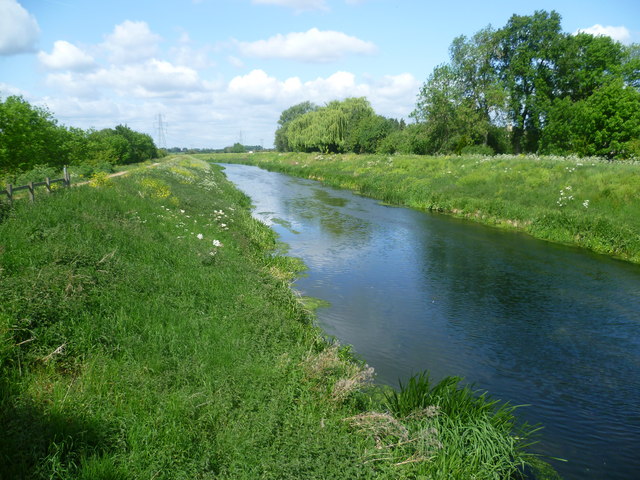 The River Welland, looking upriver near... © Marathon :: Geograph ...