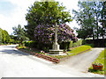SJ9498 : Dukinfield Cemetery War Memorial by David Dixon