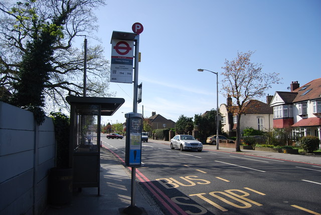 Bus Stop Addiscombe Rd © N Chadwick Cc By Sa20 Geograph Britain