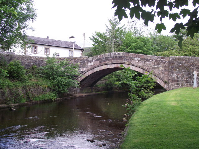 The bridge at Dunsop Bridge © Philip Platt cc-by-sa/2.0 :: Geograph ...