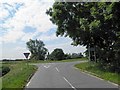 SE5635 : Give way onto Long Lane from Broad Lane by Steve  Fareham