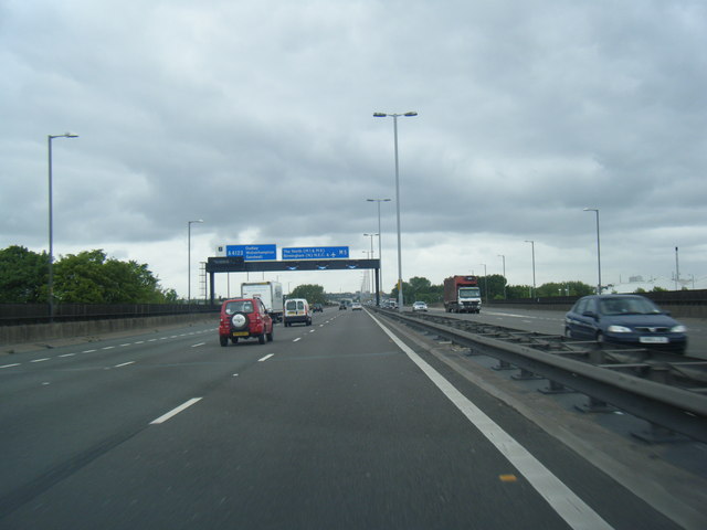 M5 northbound approaching junction 2 © Colin Pyle cc-by-sa/2.0 ...