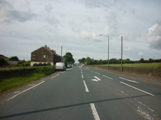 New Hey Road leading west from Outlane