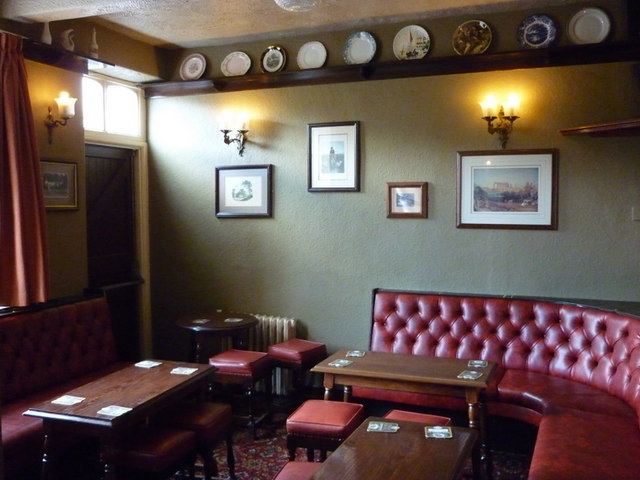 The Lounge, Wellington Inn