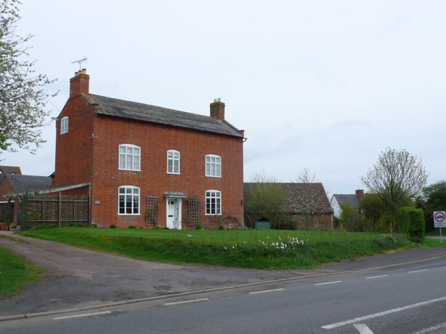 House in Pillerton Priors © Nigel Mykura :: Geograph Britain and Ireland