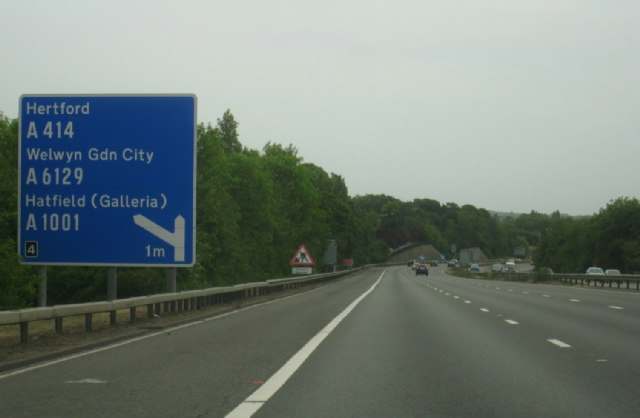 A1(M) - approaching junction 4