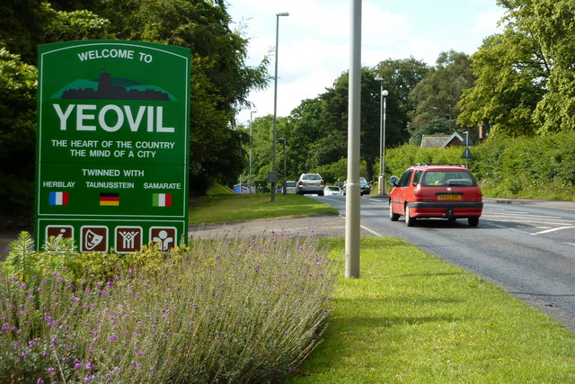 Approaching Yeovil on the A37 Dorchester Road