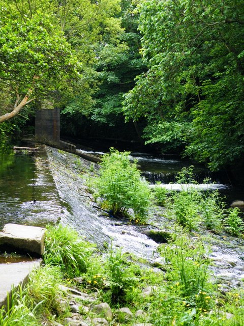 Weir, River Neb © Derek Tootill cc-by-sa/2.0 :: Geograph Britain and ...