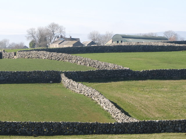 Stone wall enclosed fields and... © Eric Jones cc-by-sa/2.0 :: Geograph ...