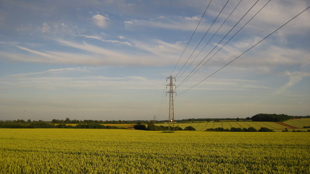 Power lines from the track to Badley Church