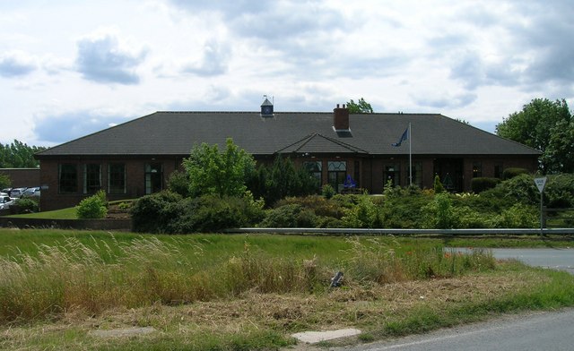 Clubhouse, Mid Yorkshire Golf Club,... © JThomas :: Geograph Britain ...