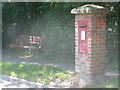 Milford on Sea: postbox № SO41 134, Manor Road