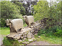 NY9027 : Pennine Way Sheep Sculpture by David Dixon