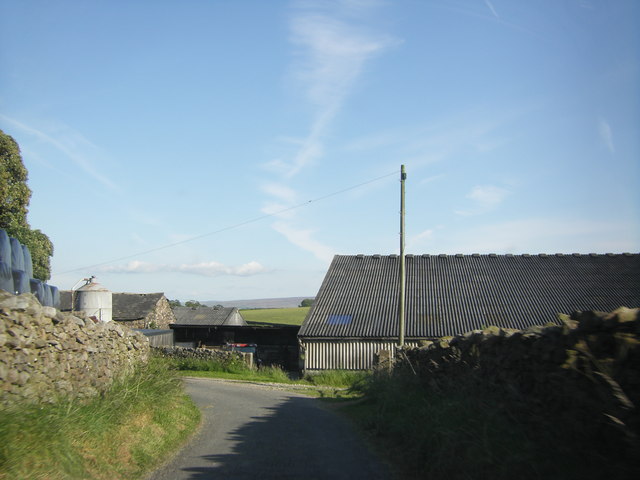 Approaching buildings of Todgill Farm,... © Peter Bond cc-by-sa/2.0 ...