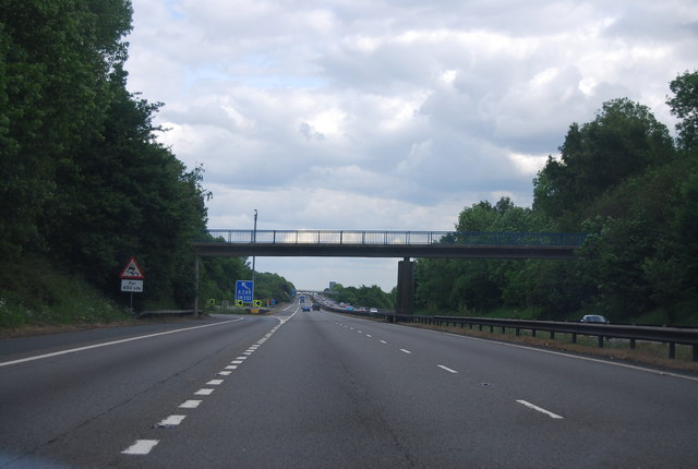 M2: Junction 5 © N Chadwick cc-by-sa/2.0 :: Geograph Britain and Ireland