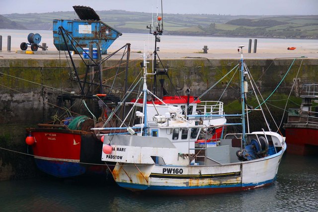 Fishing boats in Padstow harbour © Steve Daniels cc-by-sa/2.0 ...