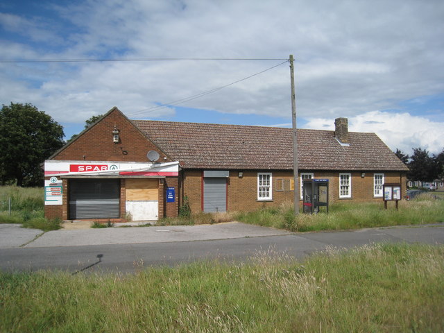 Abandoned shop, Hemswell Cliff © Jonathan Thacker :: Geograph Britain ...