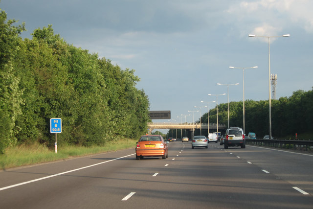 Approaching bridge over the M1 © Oast House Archive :: Geograph Britain ...