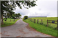 Farm road to Beltonhill