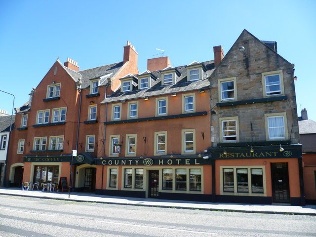 County Hotel, Dalkeith High Street © kim traynor cc-by-sa/2.0 ...