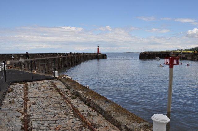 Watchet Harbour © Ashley Dace cc-by-sa/2.0 :: Geograph Britain and Ireland