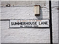 Summerhouse lane sign