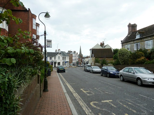 Cuckfield High Street approaching junction with South Street and Broad Street