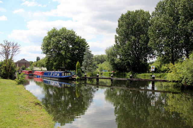 River Lee Navigation, Hoddesdon,... © Christine Matthews :: Geograph ...