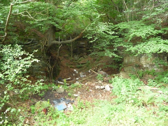 Disused quarry and fly-tipping area
