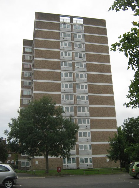 Midhurst Court, Maidstone © David Anstiss cc-by-sa/2.0 :: Geograph ...