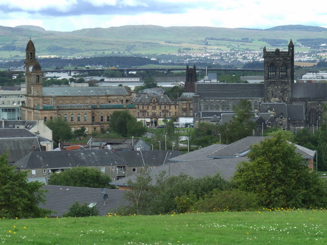 Paisley from Saucel Hill © Thomas Nugent :: Geograph Britain and Ireland