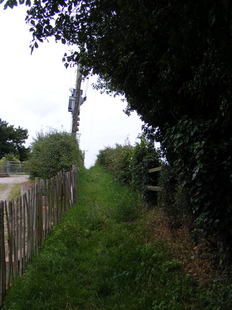 Footpath to Church Farm
