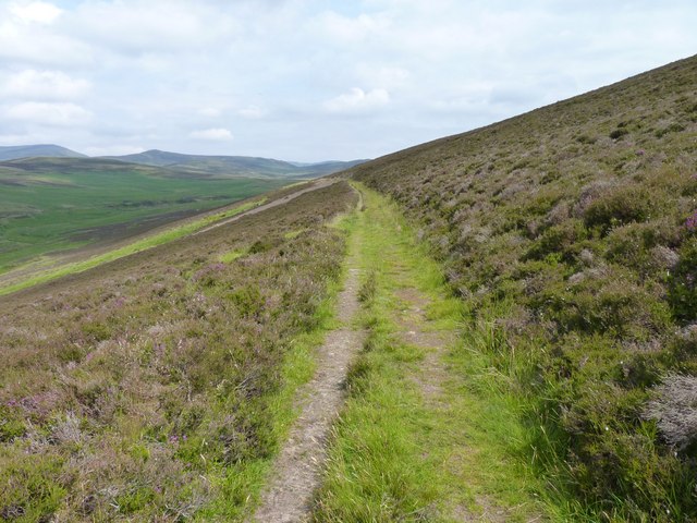 The minister's path © James Allan cc-by-sa/2.0 :: Geograph Britain and ...