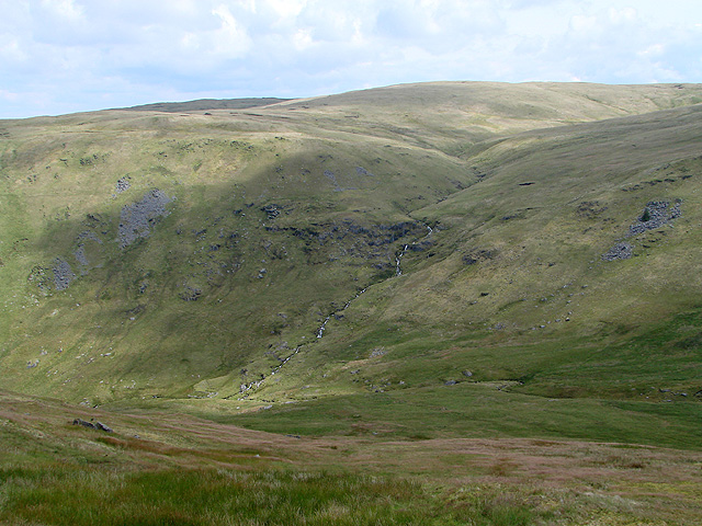 Nant Felin flows down from Pumlumon Fawr © John Lucas :: Geograph ...