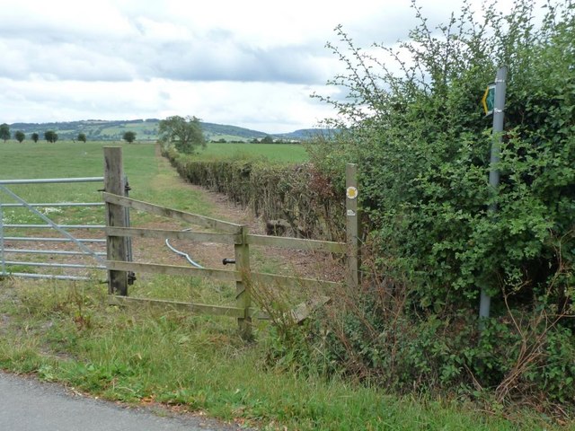 Footpath to New Town