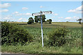 Fingerpost near Foxholes Farm