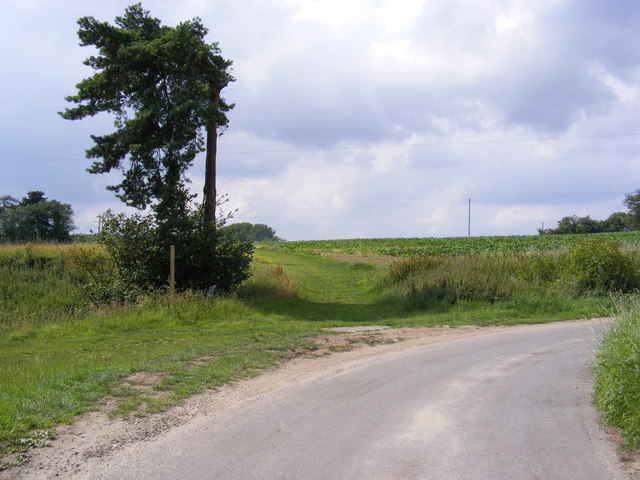 Low Road & the footpath to Hasketon Road & Mill Lane