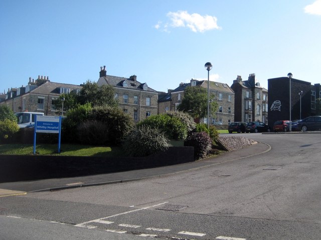 Whitby Hospital (2) © Mike Kirby cc-by-sa/2.0 :: Geograph Britain and ...