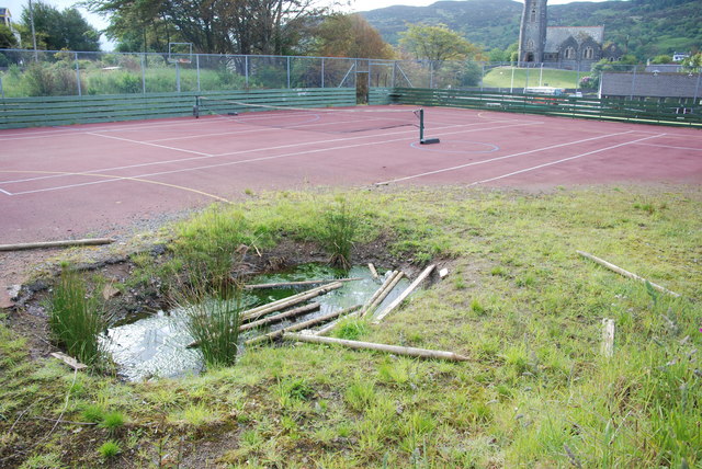 Crater in Tarbert tennis courts