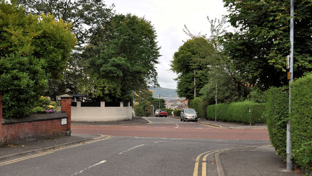 Suburban crossroads, Belfast (2)