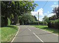 Wield Road junction with Common Hill