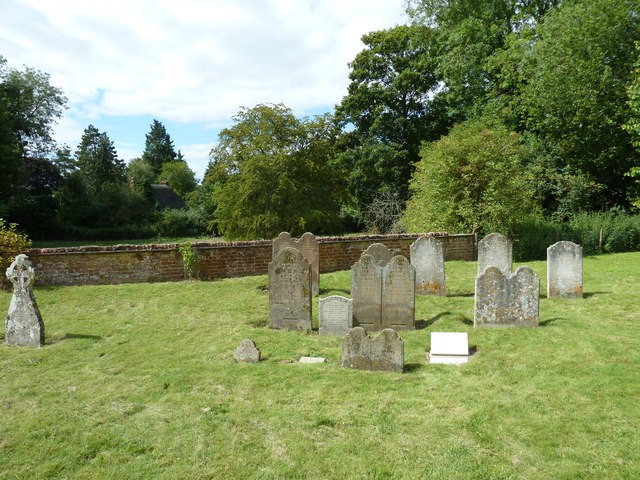 St Nicholas, Leckford: churchyard (2)